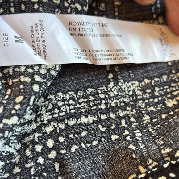 Royalty For Me Black & White Plaid 3/4 Sleeve Zipper Cropped Light Shackett NWT - Picture 8 of 8